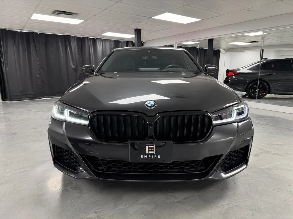 BMW 550 * М-Package* * HeadUp* AвтоКредит* (ЦЕНА ДО БГ), снимка 10 - Автомобили и джипове - 54434073