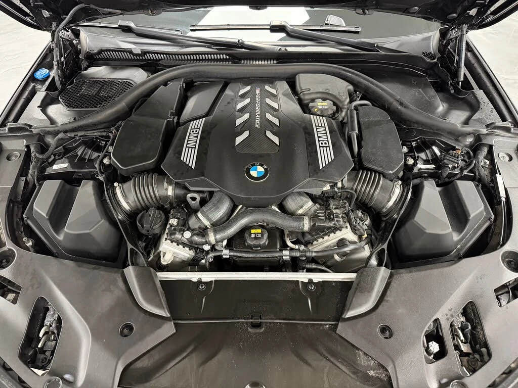 BMW 550 * М-Package* * HeadUp* AвтоКредит* (ЦЕНА ДО БГ), снимка 11 - Автомобили и джипове - 54434073