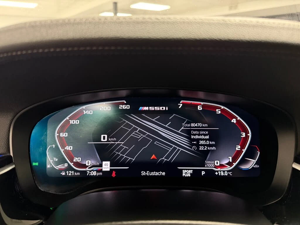 BMW 550 * М-Package* * HeadUp* AвтоКредит* (ЦЕНА ДО БГ), снимка 14 - Автомобили и джипове - 54434073