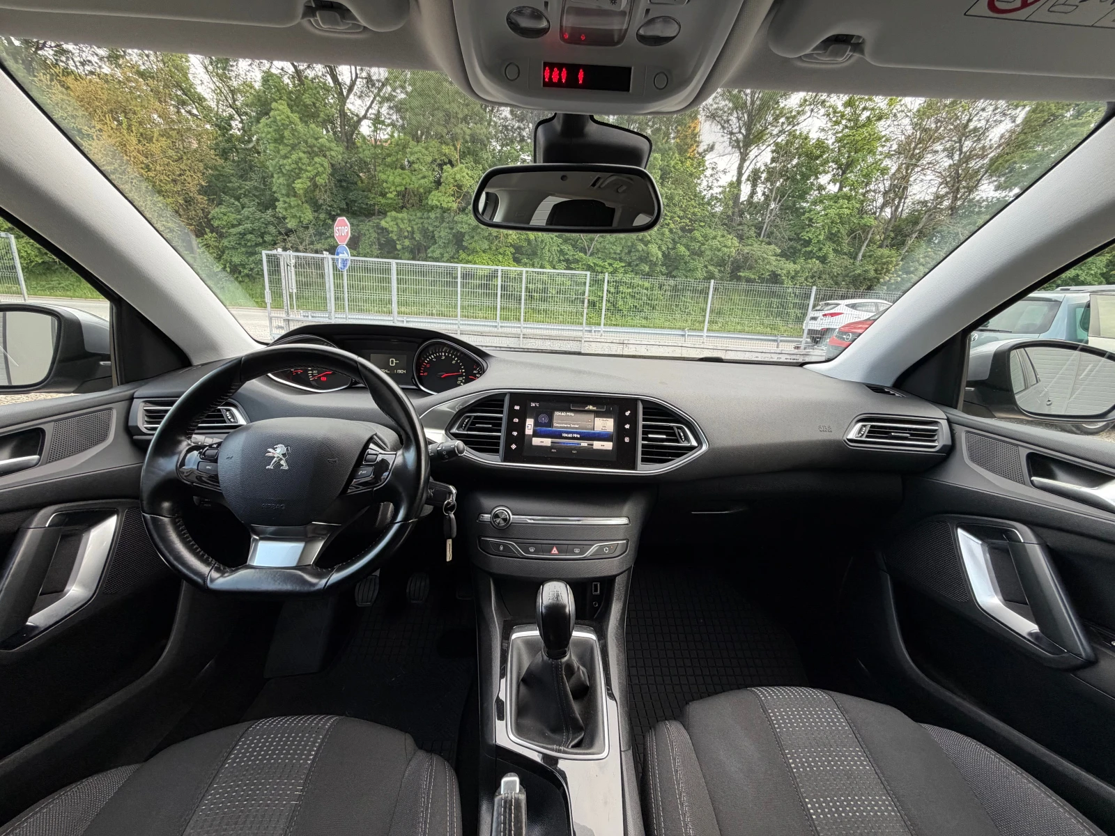Peugeot 308 1.6HDI* EVRO6* TOP* , снимка 11 - Автомобили и джипове - 54514254