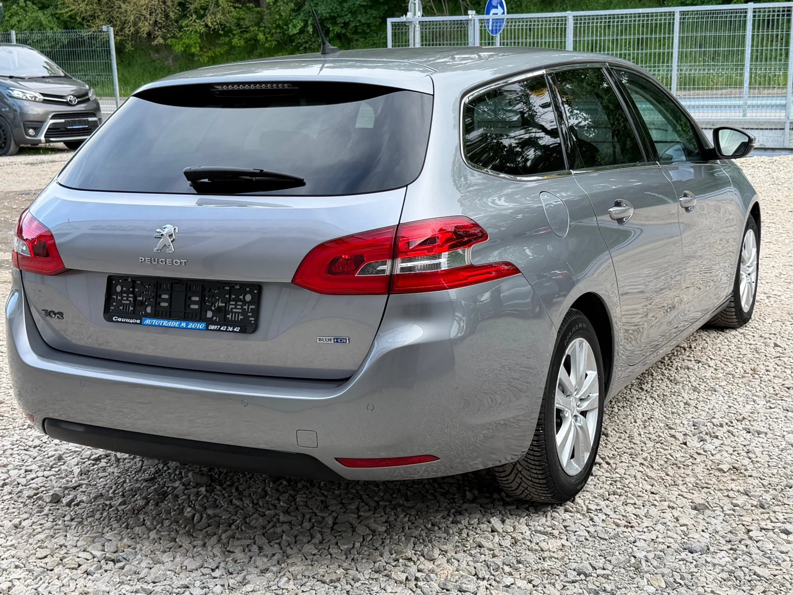 Peugeot 308 1.6HDI* EVRO6* TOP* , снимка 4 - Автомобили и джипове - 54514254