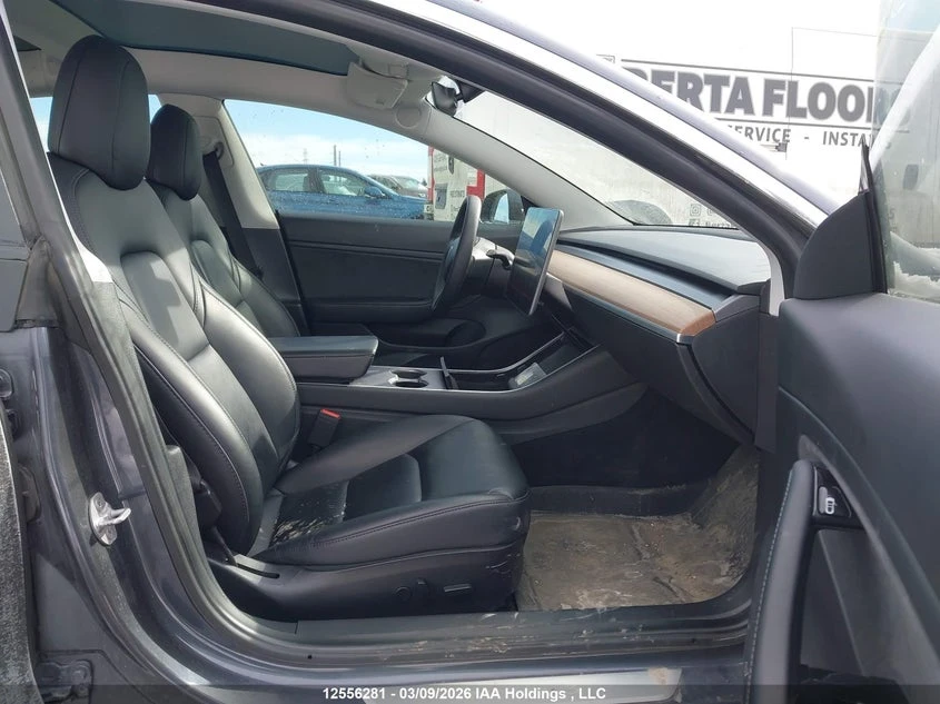 Tesla Model 3 Long Range AWD, снимка 5 - Автомобили и джипове - 54597838