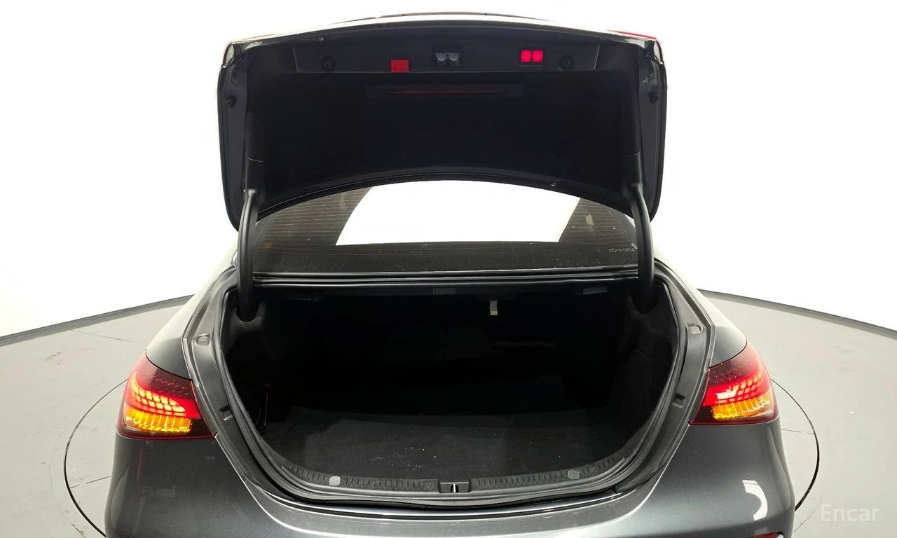 Mercedes-Benz E 250 Avantgarde* DISTRONIC* DIGITAL* AMBIENT* ПОДГРЕВ* , снимка 16 - Автомобили и джипове - 54713083