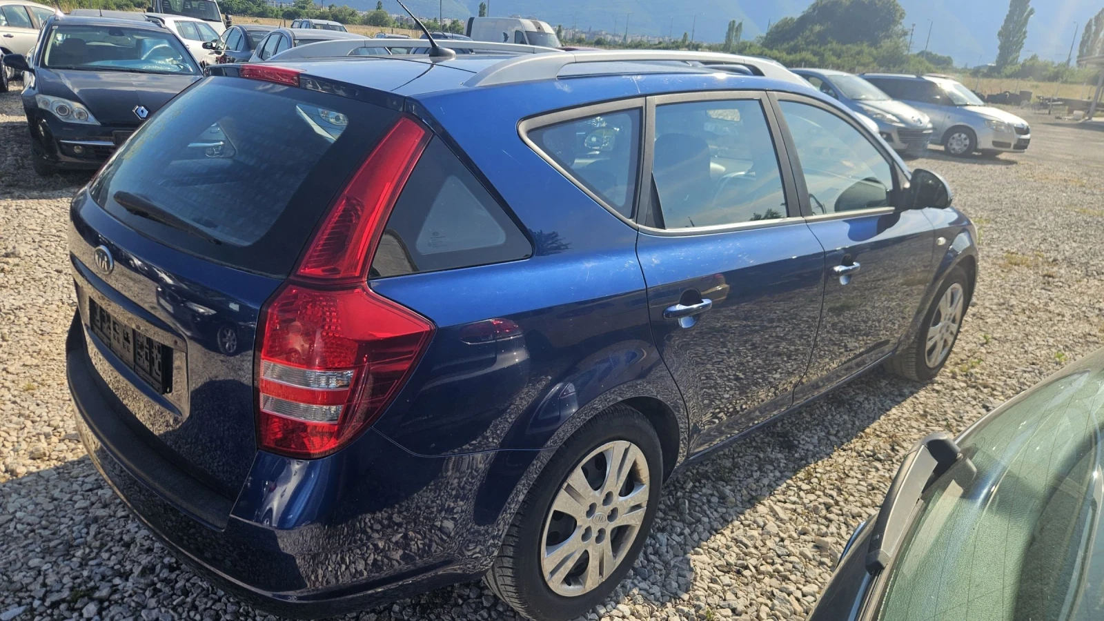 Kia Ceed 1.4.16v.klima.105ks.sporty w, снимка 6 - Автомобили и джипове - 54990102