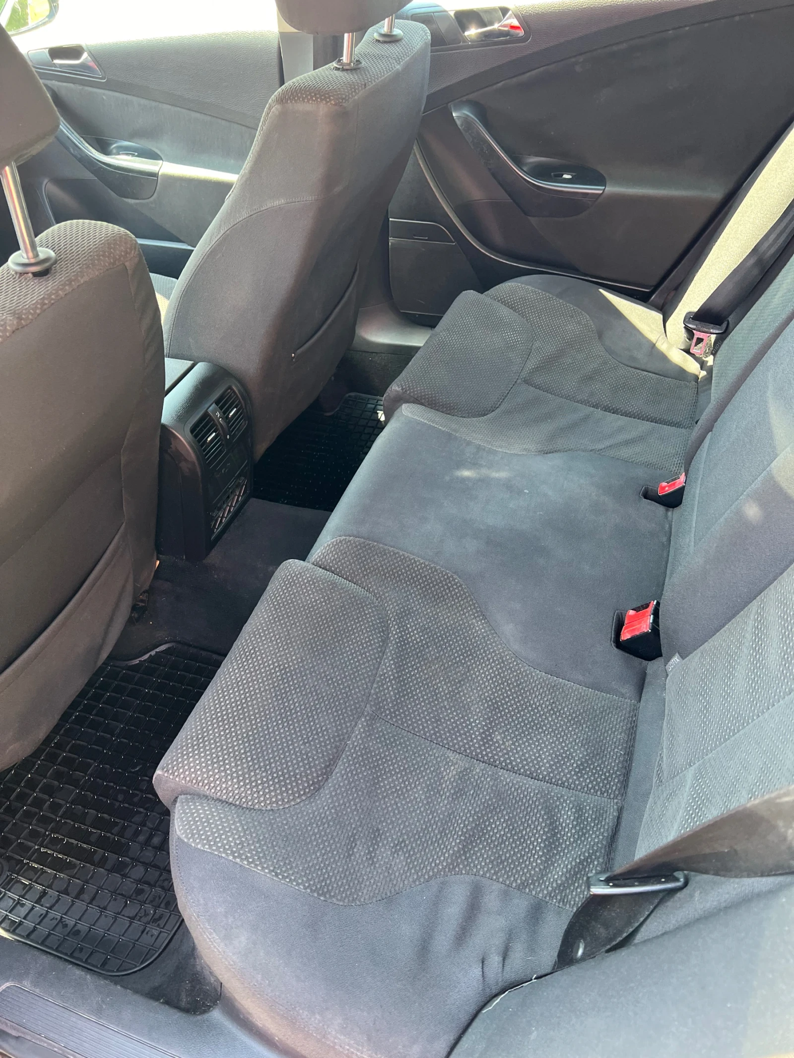 VW Passat, снимка 14 - Автомобили и джипове - 55249499