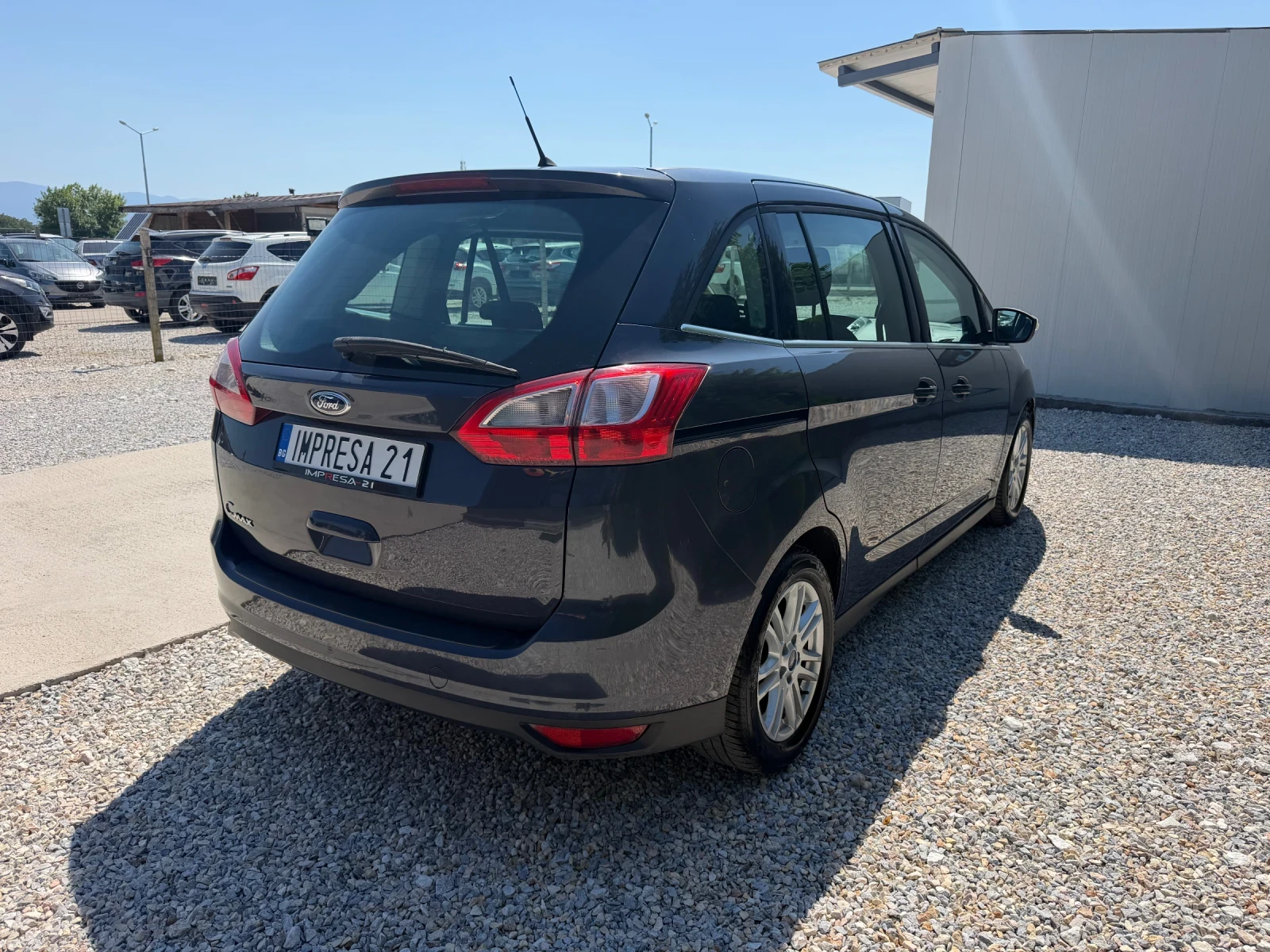 Ford C-max 1.6 TDCI 116kc. Titanium, снимка 3 - Автомобили и джипове - 55495136