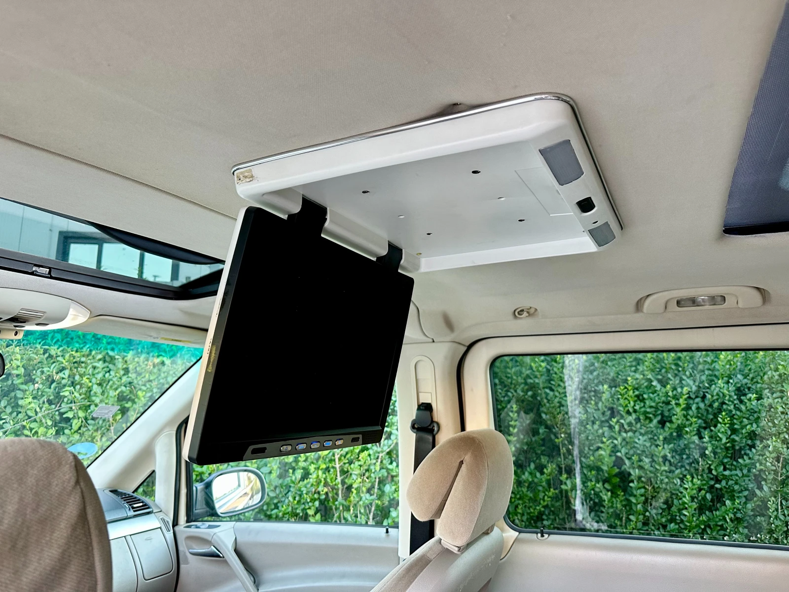 Mercedes-Benz Viano * ТЕМПОМАТ* TV* 2 СТРАНИЧНИ ВРАТИ* , снимка 12 - Автомобили и джипове - 55674718