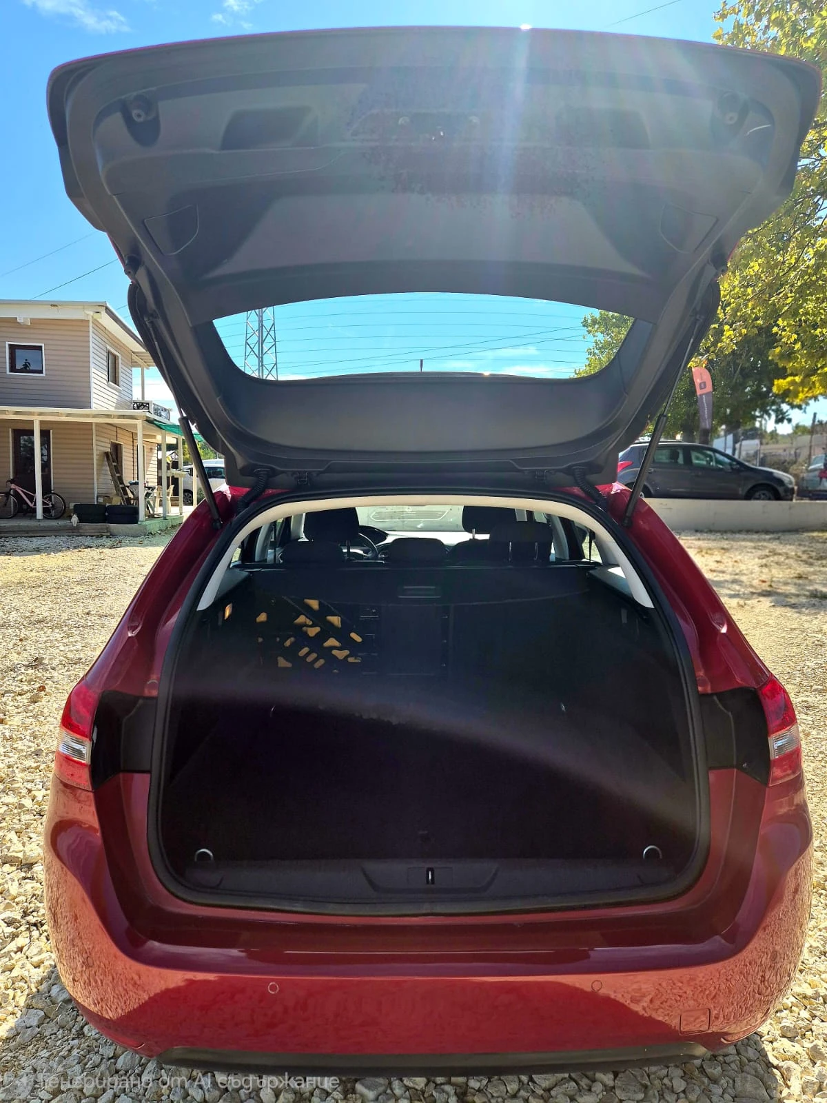 Peugeot 308 1.6  e-HDI, снимка 6 - Автомобили и джипове - 56372986