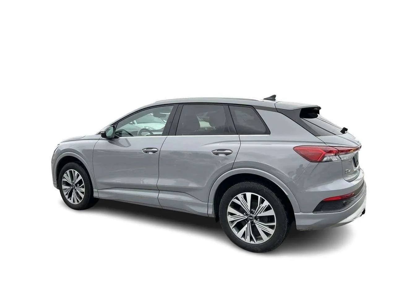 Audi E-Tron, снимка 9 - Автомобили и джипове - 56686781