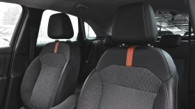 Opel Crossland X 1.2 Turbo Elegance Automatic, снимка 10