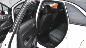Opel Crossland X 1.2 Turbo Elegance Automatic, снимка 9