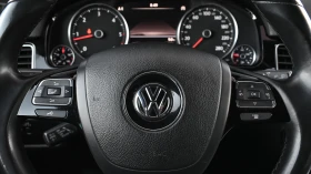 VW Touareg 3.0 TDI V6 4MOTION Automatic, снимка 10