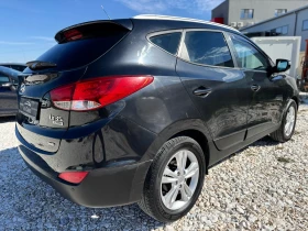 Обява за продажба на Hyundai IX35 2.0 CRDI / 4WD / PARKTRONIC / BLUETOOTH  ~12 999 лв. - изображение 7