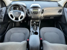 Обява за продажба на Hyundai IX35 2.0 CRDI / 4WD / PARKTRONIC / BLUETOOTH  ~12 999 лв. - изображение 9