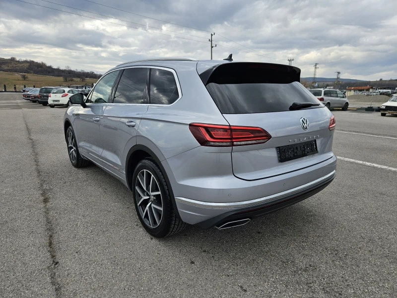 VW Touareg 3.0 286ks, снимка 6 - Автомобили и джипове - 48838301