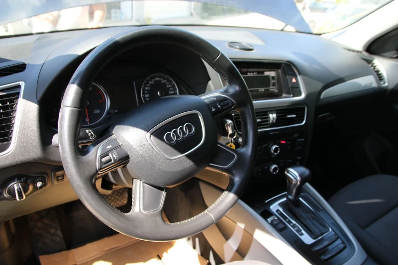 Audi Q5, снимка 6 - Автомобили и джипове - 52264040