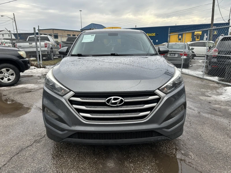 Hyundai Tucson SE FWD* АвтоКредит* (ЦЕНА ДО БГ)* , снимка 8 - Автомобили и джипове - 53169726