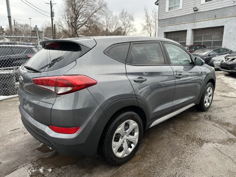 Hyundai Tucson SE FWD* АвтоКредит* (ЦЕНА ДО БГ)* , снимка 5 - Автомобили и джипове - 53169726