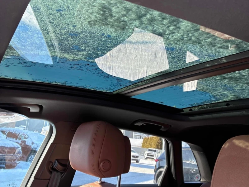 Audi Q3  Technik* ПАНОРАМА* ПОДГРЕВ* , снимка 12 - Автомобили и джипове - 53239536