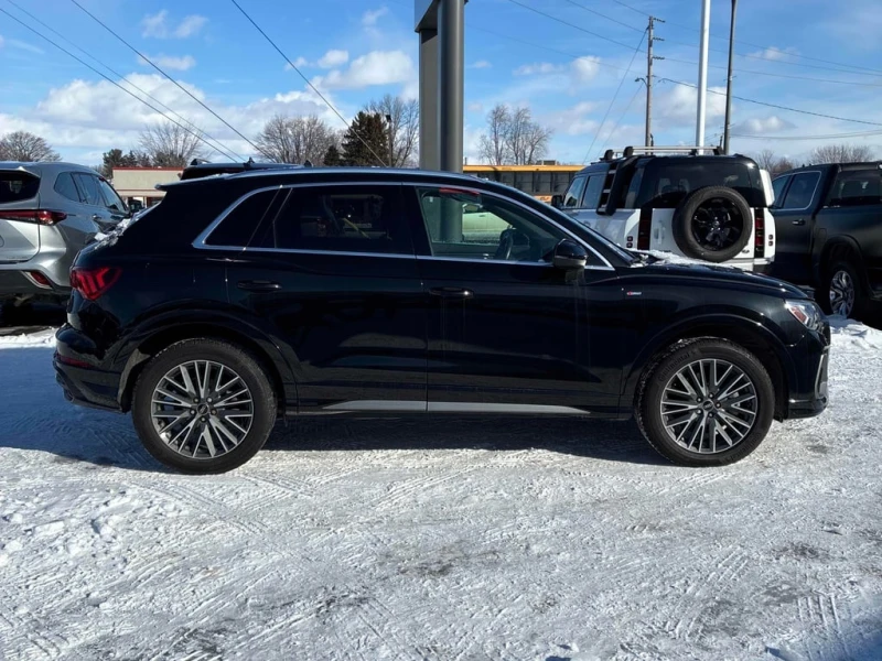 Audi Q3  Technik* ПАНОРАМА* ПОДГРЕВ* , снимка 3 - Автомобили и джипове - 53239536