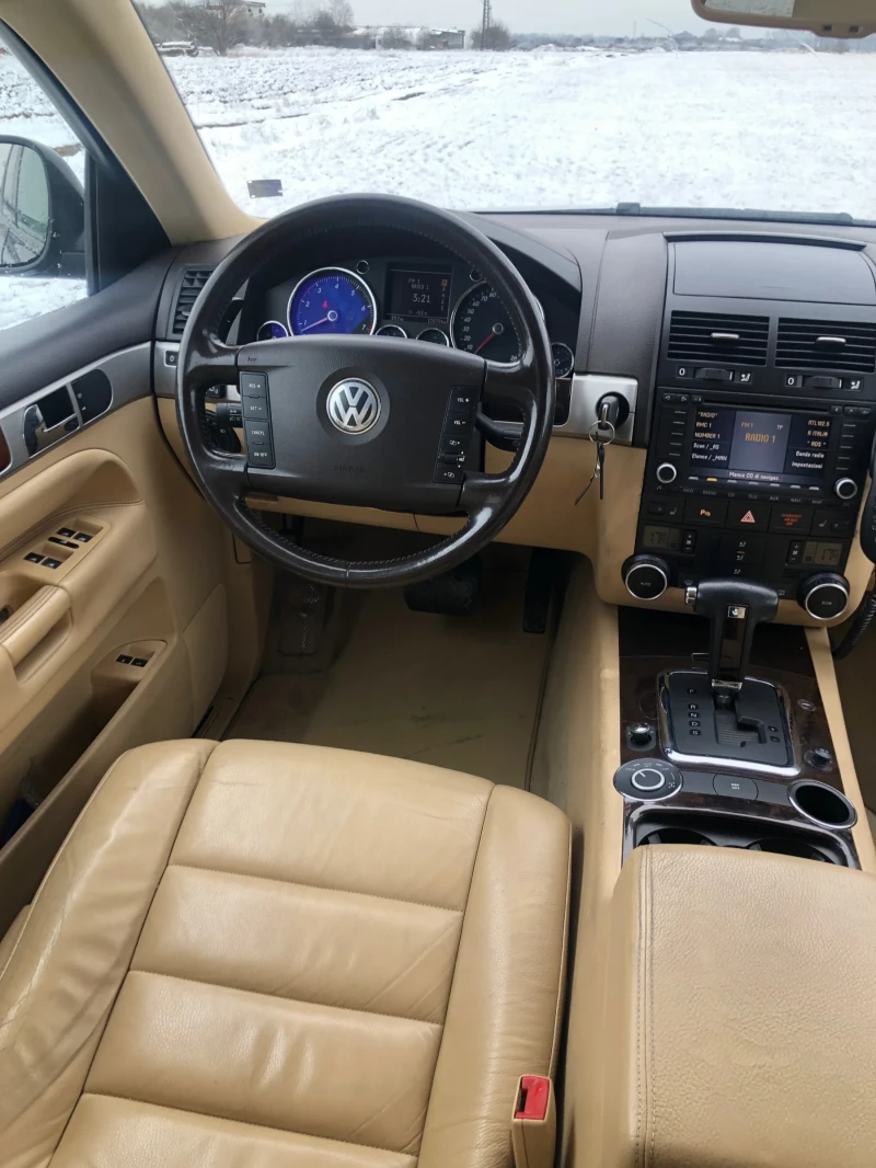 VW Touareg 128000км., снимка 6 - Автомобили и джипове - 53329586