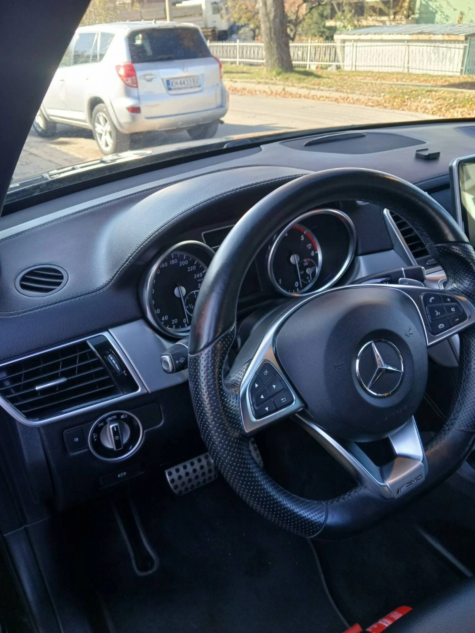 Mercedes-Benz ML 350  - изображение 5