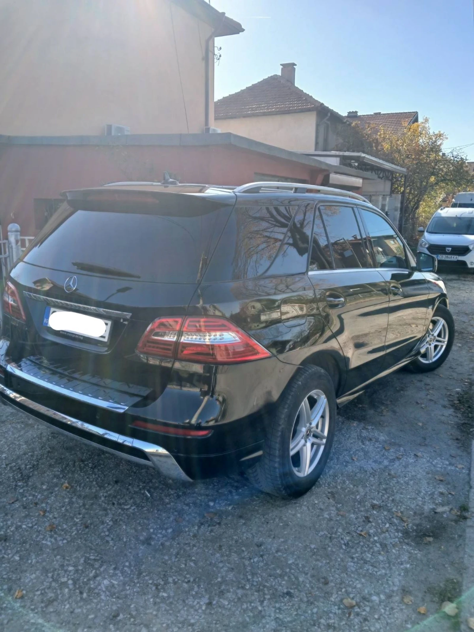 Mercedes-Benz ML 350  - изображение 3