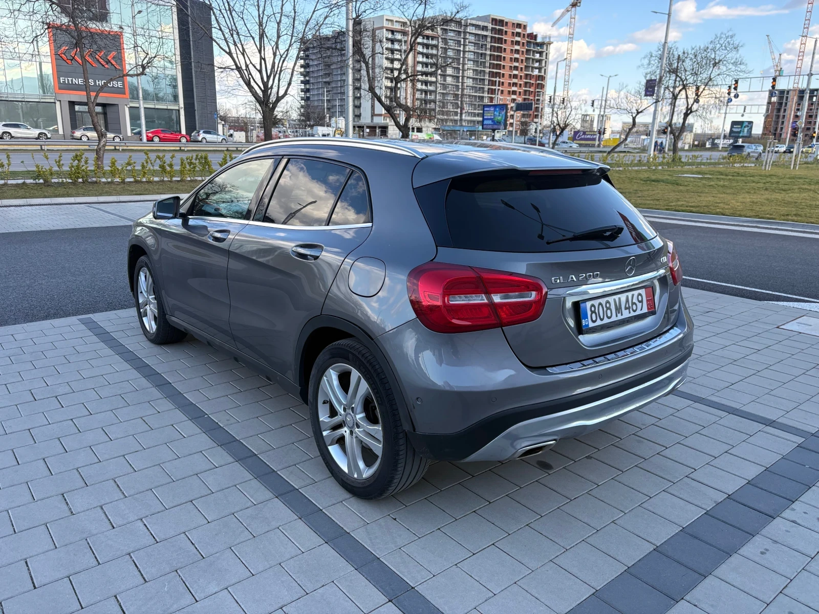 Mercedes-Benz GLA 200, снимка 3 - Автомобили и джипове - 53854154