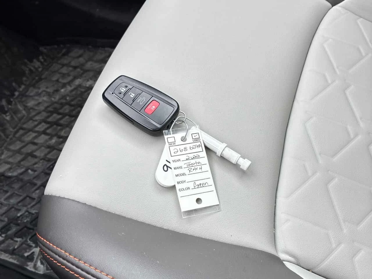 Toyota Rav4 * Trail * CARFAX * ПОДГРЕВИ * КАМЕРА * ПАМЕТ, снимка 14 - Автомобили и джипове - 54047315