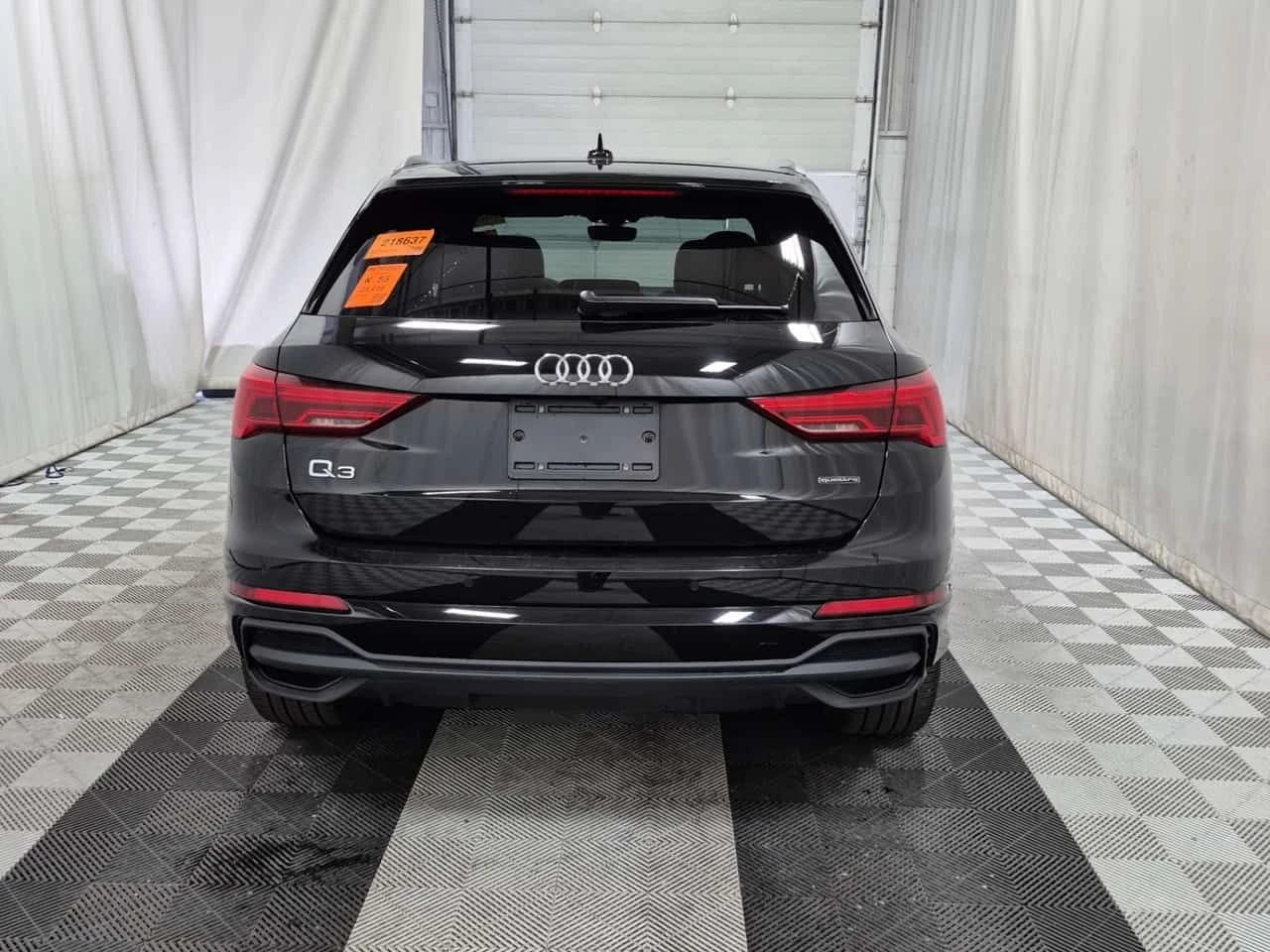 Audi Q3 S LINE PREMIUM PLUS/ПАНОРАМА/ПОДГРЕВИ, снимка 5 - Автомобили и джипове - 54444944