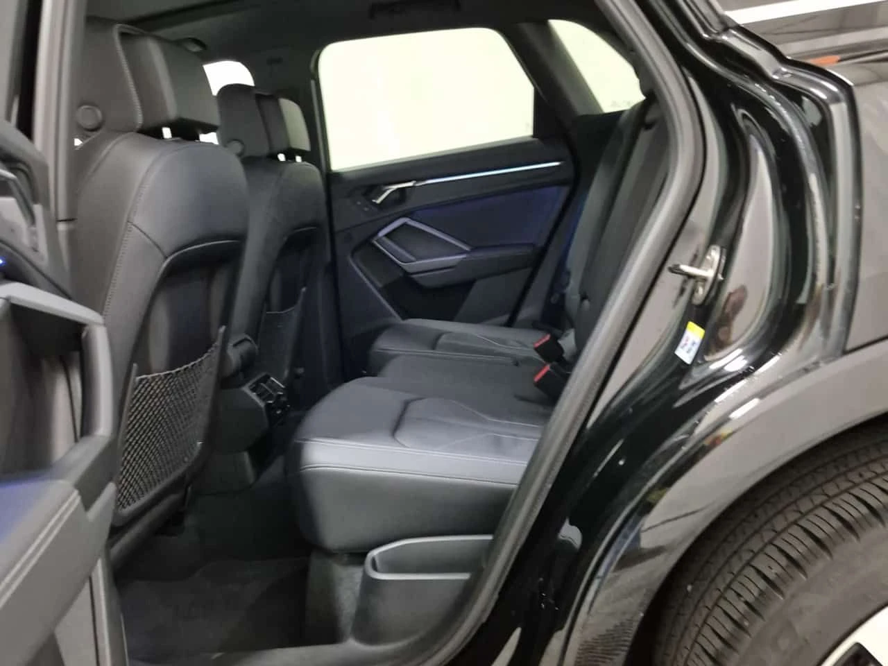 Audi Q3 S LINE PREMIUM PLUS/ПАНОРАМА/ПОДГРЕВИ, снимка 13 - Автомобили и джипове - 54444944