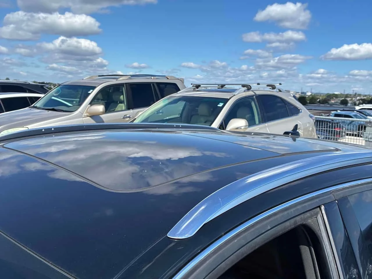 Audi Q3 * Technik * CARFAX * BOSE * КЛИП НА МОТОРА * ПАНО, снимка 12 - Автомобили и джипове - 55023031