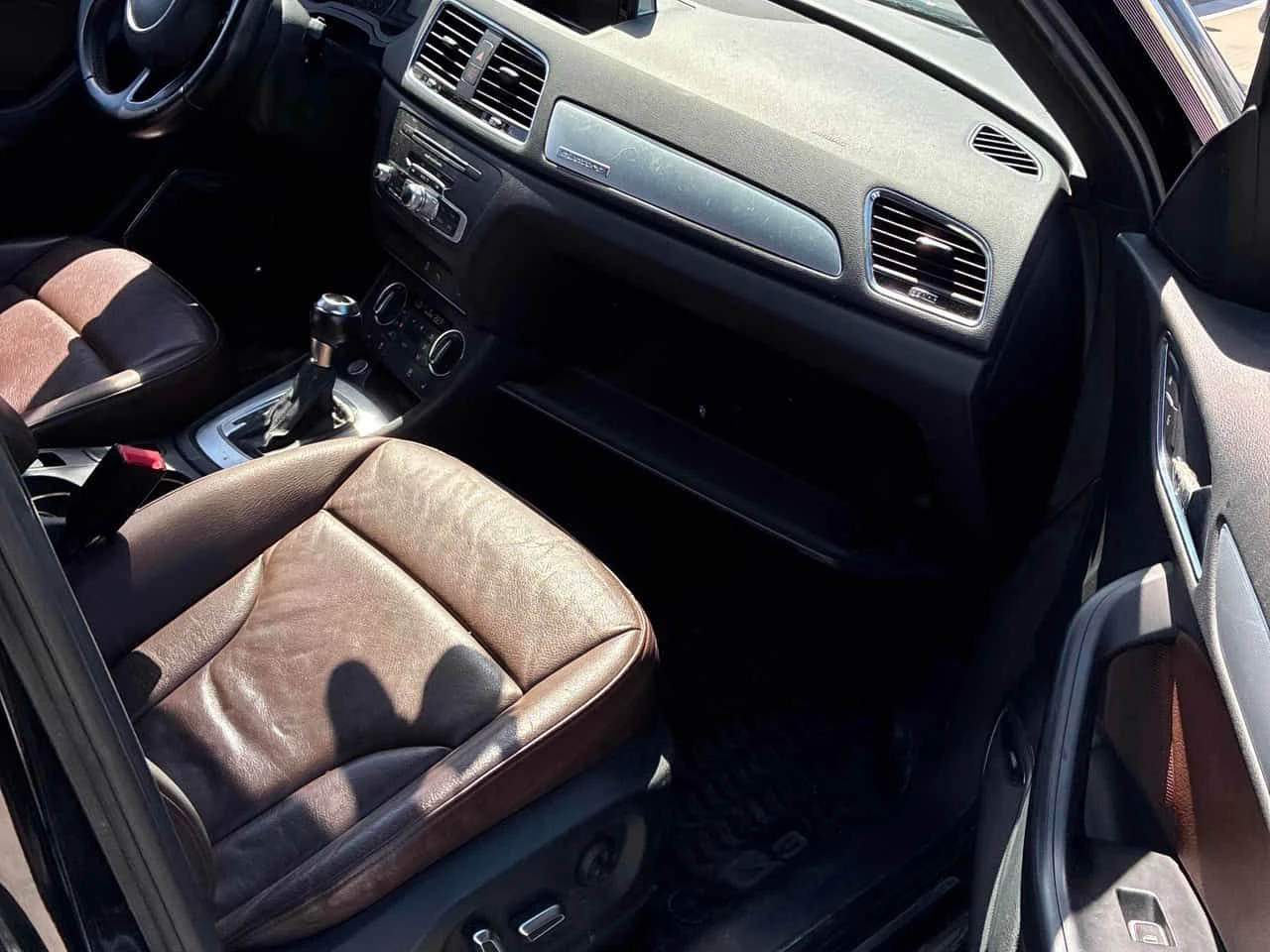 Audi Q3 * Technik * CARFAX * BOSE * КЛИП НА МОТОРА * ПАНО, снимка 15 - Автомобили и джипове - 55023031