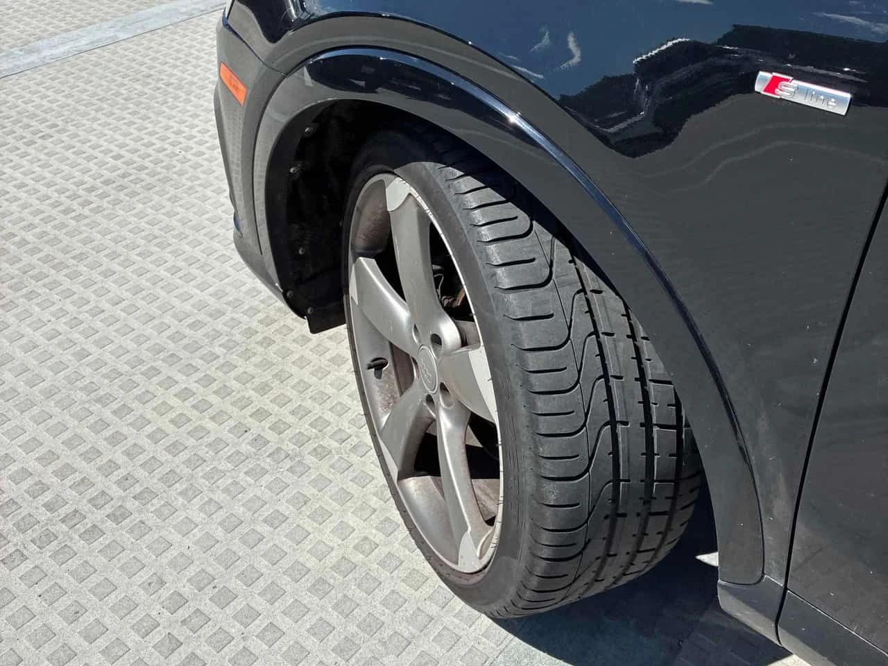 Audi Q3 * Technik * CARFAX * BOSE * КЛИП НА МОТОРА * ПАНО, снимка 7 - Автомобили и джипове - 55023031