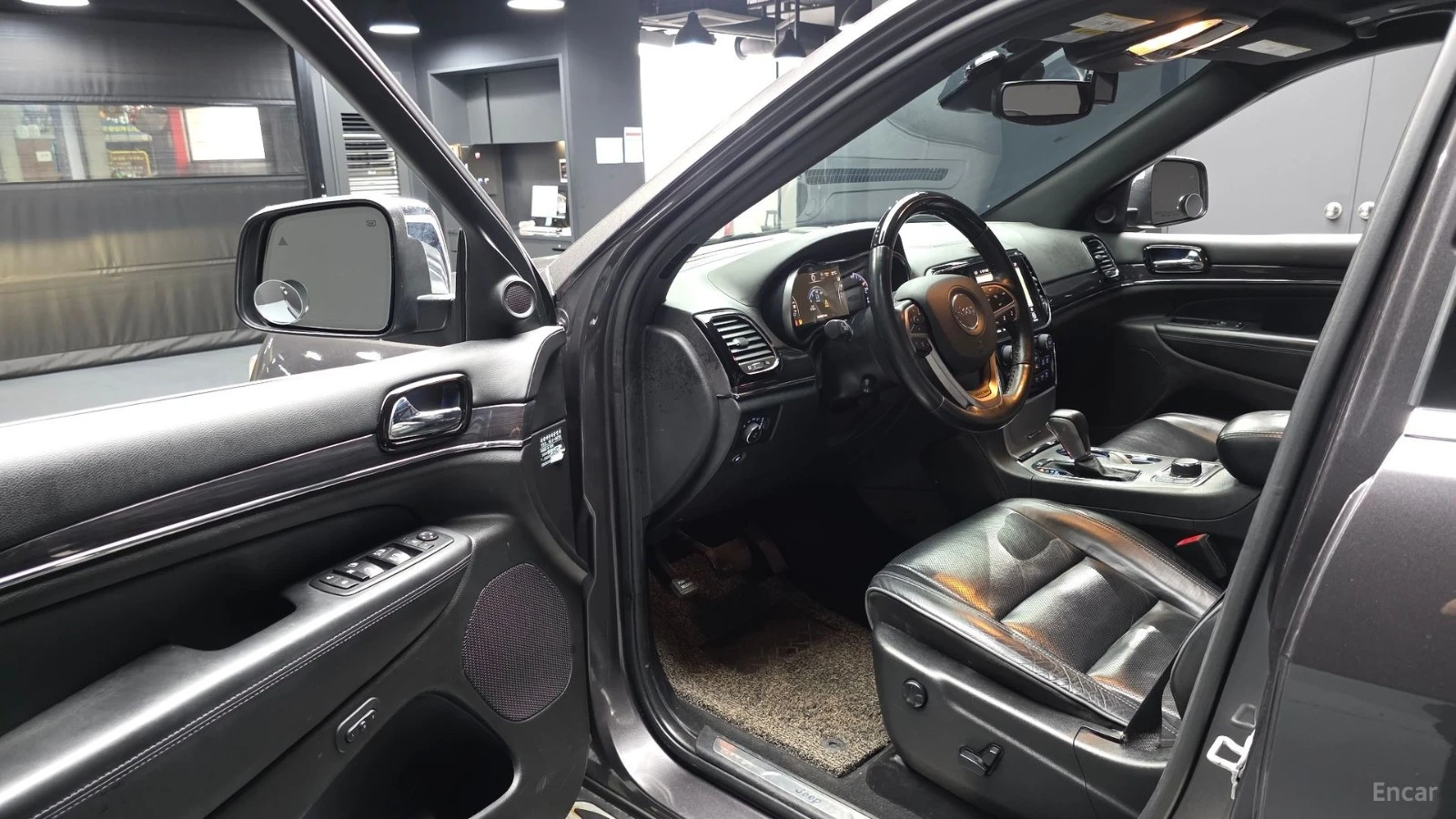 Jeep Grand cherokee OVERLAND CARPLAY ��������� ������� �� ����� | Mobile.bg � ����������� 10