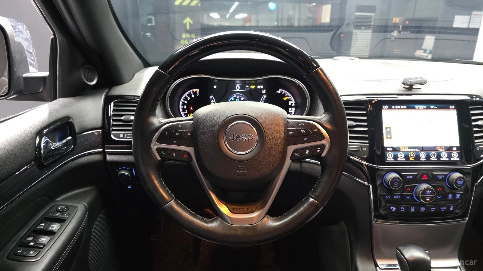 Jeep Grand cherokee OVERLAND CARPLAY ��������� ������� �� ����� | Mobile.bg � ����������� 13