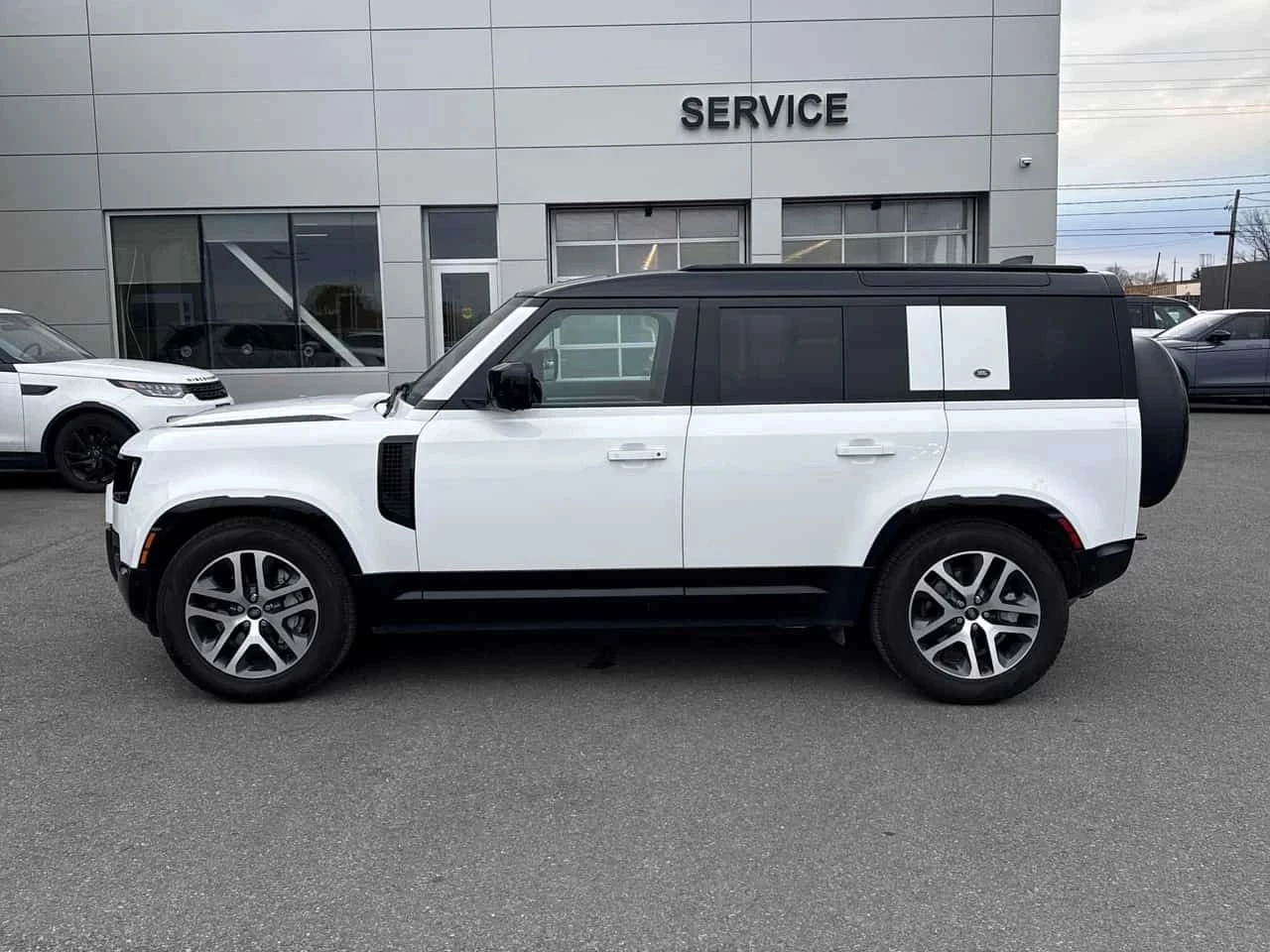 Land Rover Defender, снимка 2 - Автомобили и джипове - 56714977