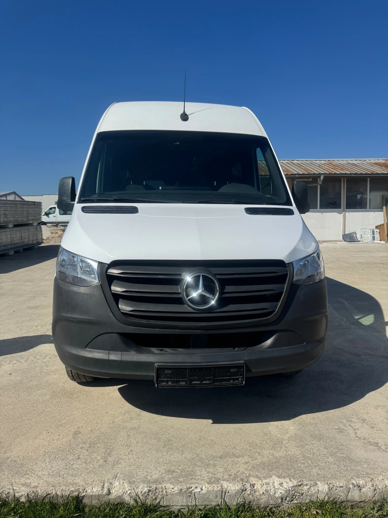 Mercedes-Benz Sprinter 516 Климатик Дистроник 