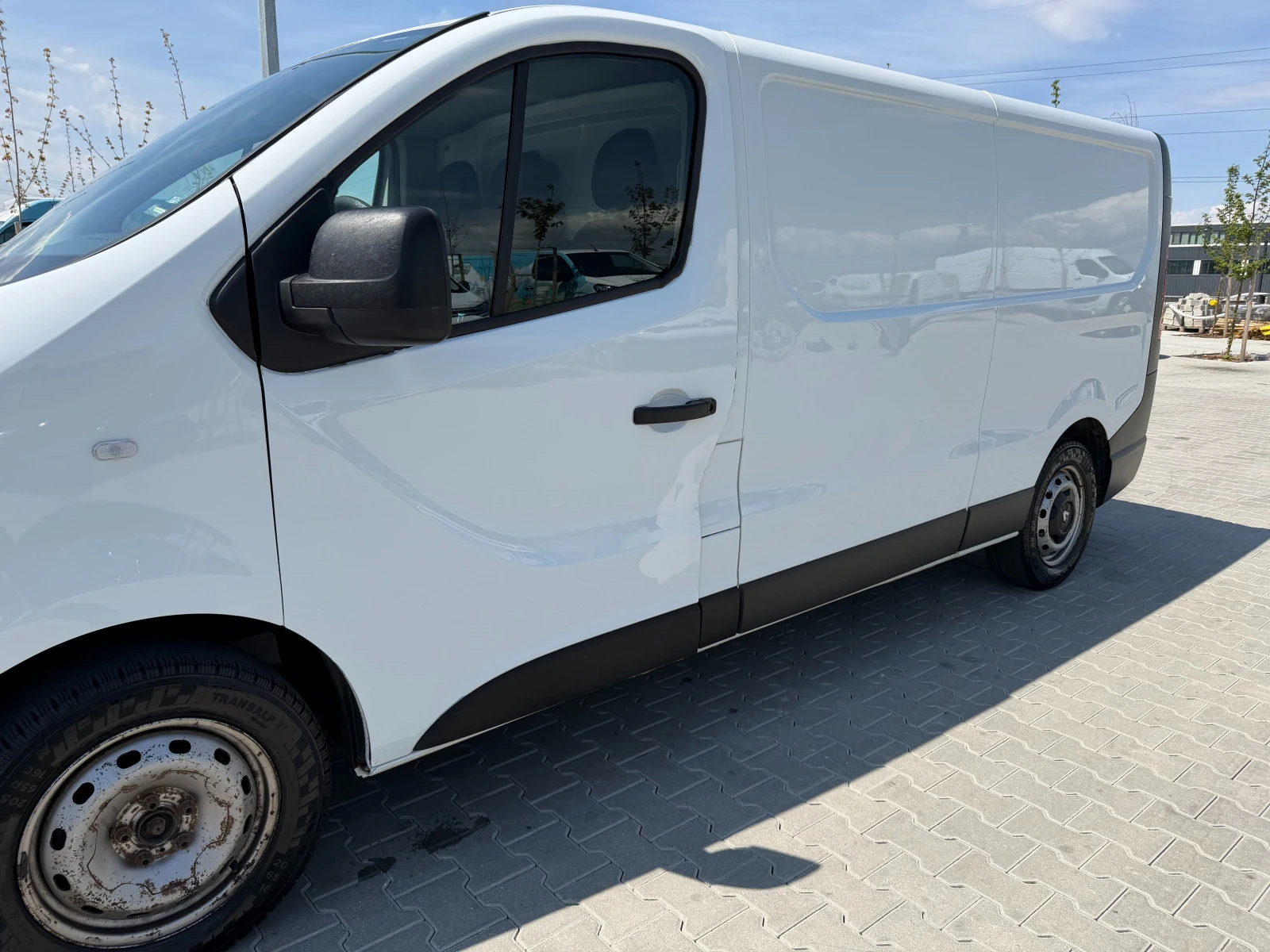 Renault Trafic 1.6, снимка 3 - Бусове и автобуси - 54345444