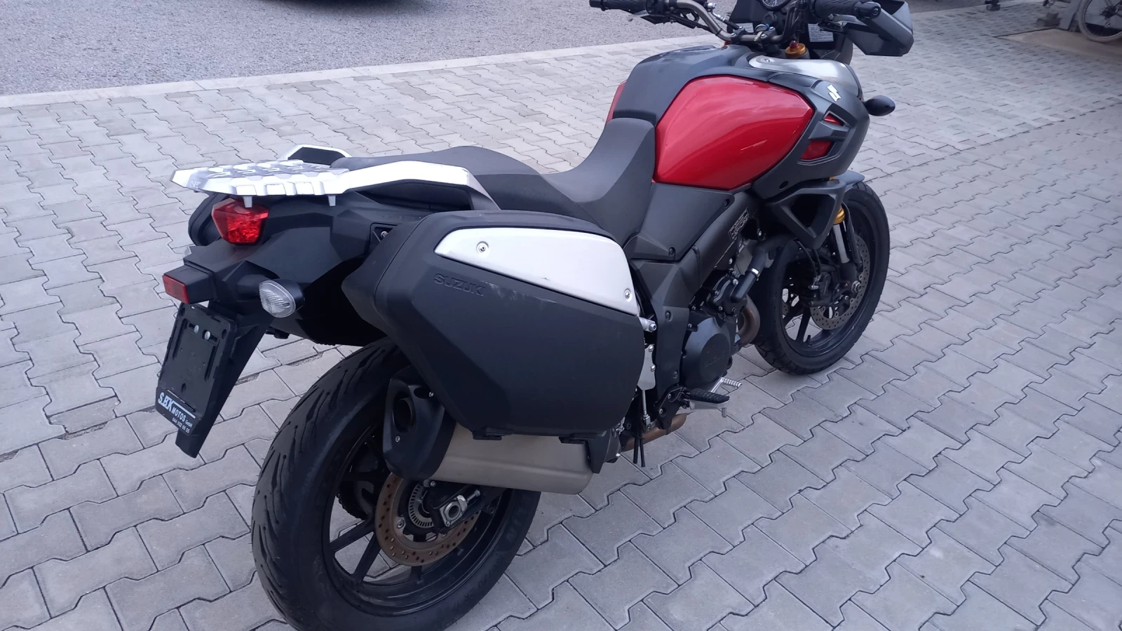 Suzuki V-strom DL 1000 A 20000 KM. - изображение 3