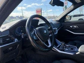 BMW 330 * xDrive * SUNROOF * ЛИЦЕНЗИРАН ТЪРГОВЕЦ, снимка 10