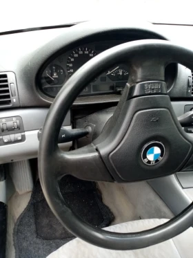 BMW 320, снимка 6