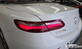 Mercedes-Benz E 220 Cabriolet, снимка 9