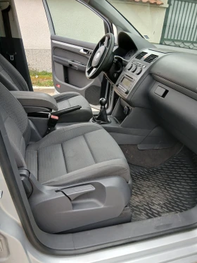VW Touran - 2700 € / 5280.74 лв. - 59198872 10