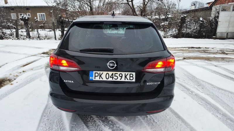 Opel Astra 1.6CDTI SportsTourer, снимка 6 - Автомобили и джипове - 46928588