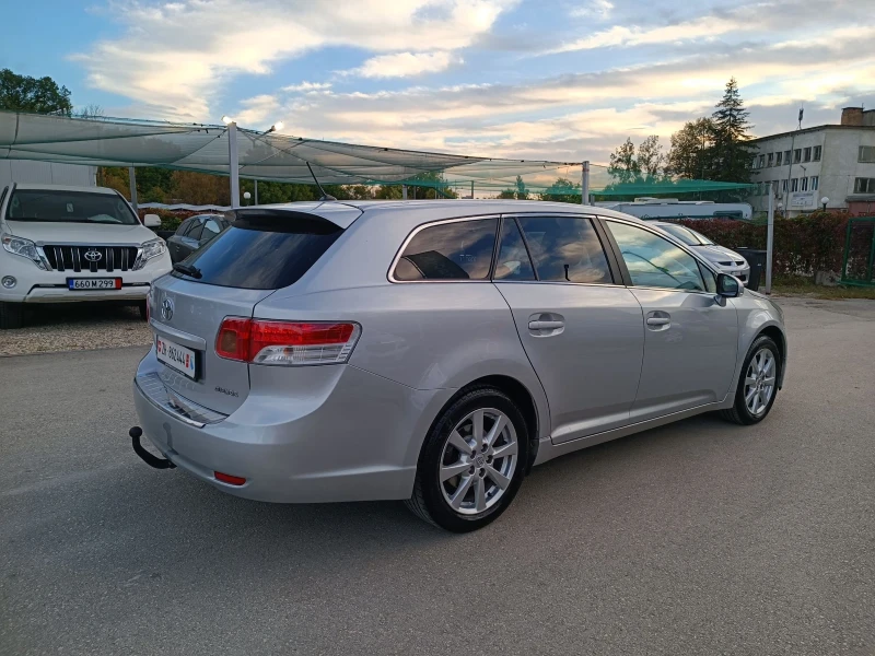 Toyota Avensis 2.0i-152кс-ШВЕЙЦАРИЯ-РЪЧКА-6ск-FULL екстри-Keyless, снимка 3 - Автомобили и джипове - 47456166