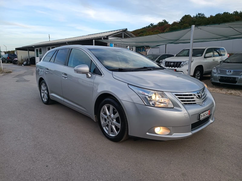 Toyota Avensis 2.0i-152кс-ШВЕЙЦАРИЯ-РЪЧКА-6ск-FULL екстри-Keyless, снимка 2 - Автомобили и джипове - 47456166