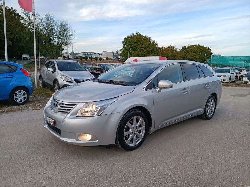 Toyota Avensis 2.0i-152кс-ШВЕЙЦАРИЯ-РЪЧКА-6ск-FULL екстри-Keyless, снимка 8 - Автомобили и джипове - 47456166