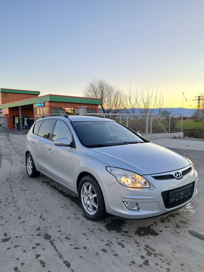 Hyundai I30 2.0i, снимка 7 - Автомобили и джипове - 48826340