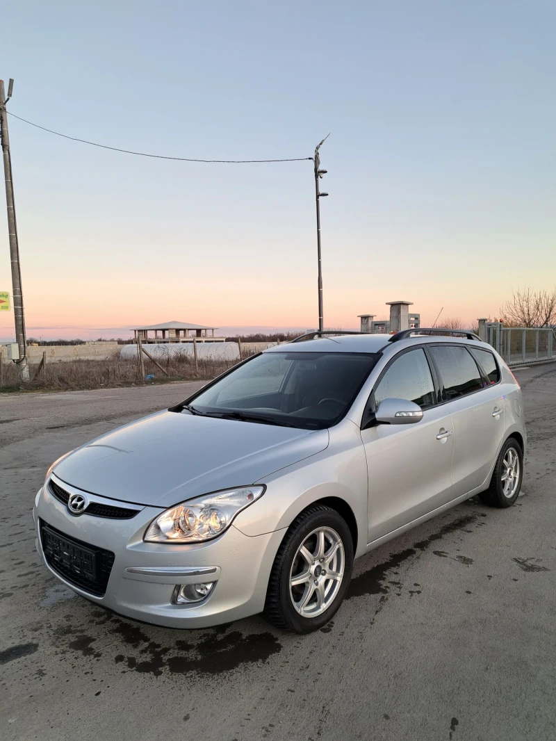 Hyundai I30 2.0i, снимка 1 - Автомобили и джипове - 48826340